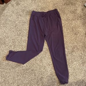 Girls purple joggers